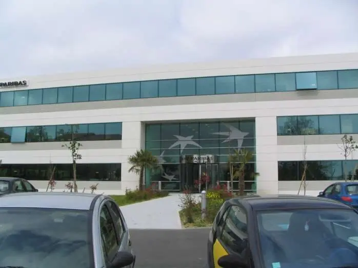 Transfert de succursale et plateaux de bureaux